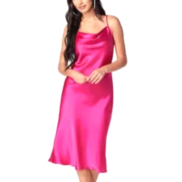 BEBE FUCHSIA SATIN SWING SLIP DRESS SIZE MEDIUM NWT - Picture 1 of 8